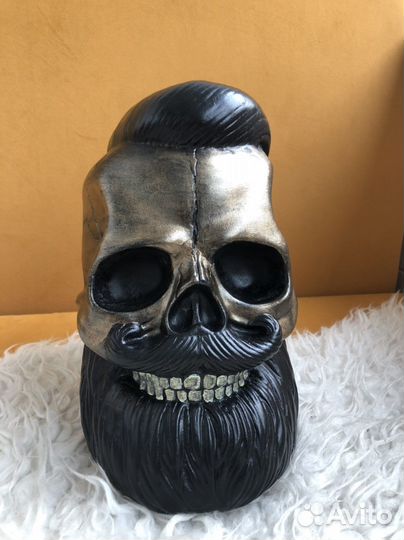 Продам гипсовую фигуру, кашпо-череп