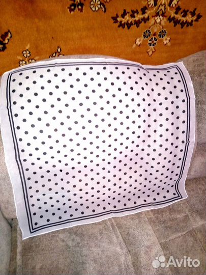 Платки головные и шейные