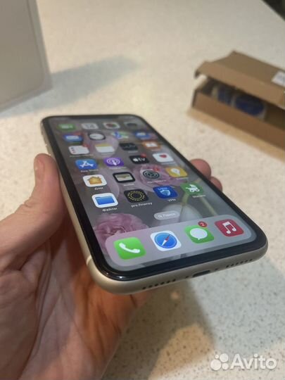 iPhone 11, 128 ГБ