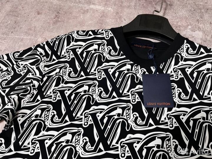 Футболки Louis Vuitton