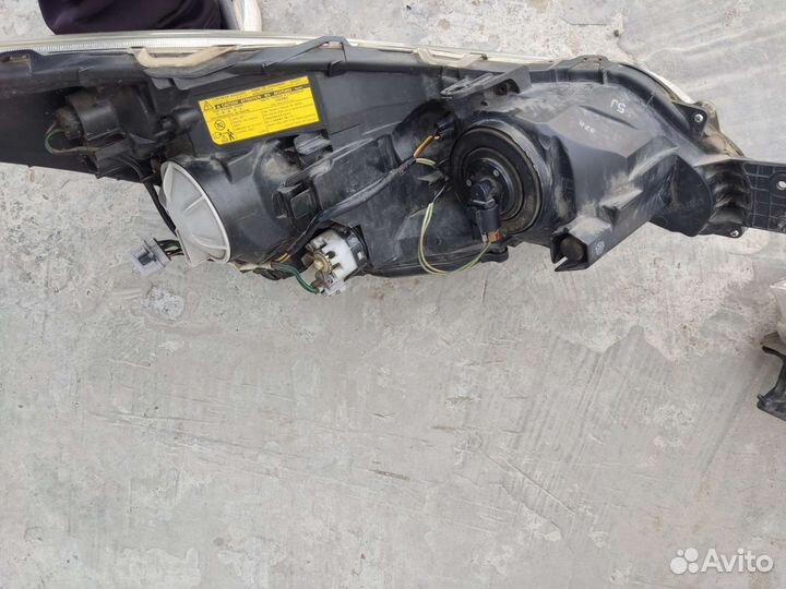 Фары на Subaru legacy передние