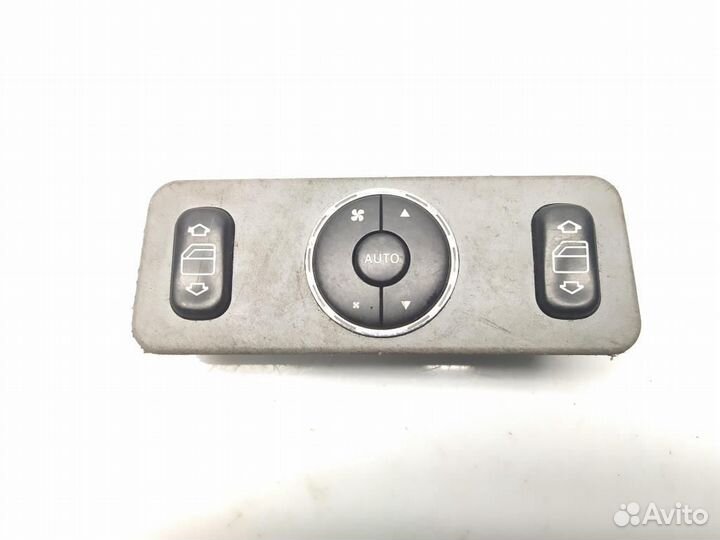Кнопка стеклоподъемника двери Mercedes-Benz