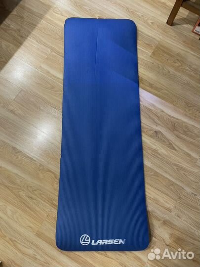 Коврик для йоги и фитнеса