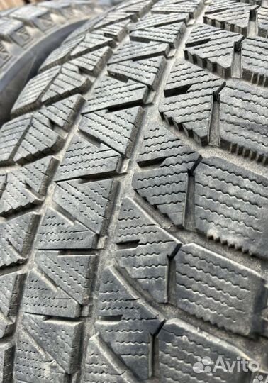 Bridgestone Blizzak WS-80 235/50 R19