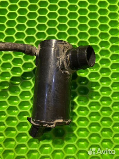 Насос омывателя Nissan Pulsar