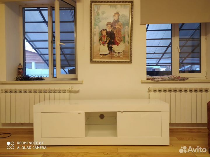 Тумба под телевизор