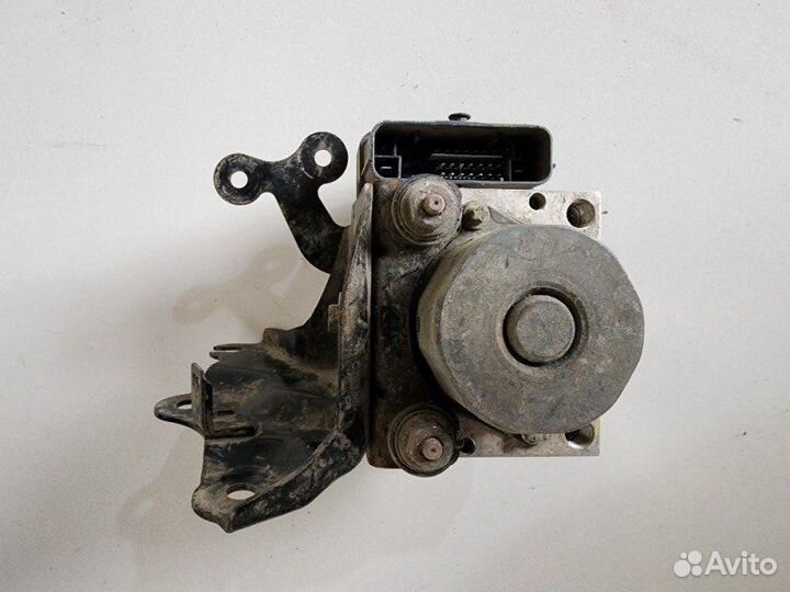 Блок abs Toyota Corolla E180 2013-2018