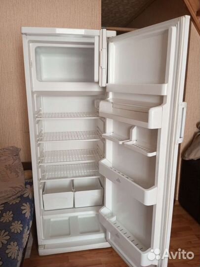 Холодильник б/у indesit