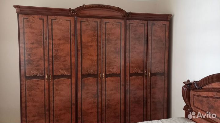 Стенка в гостиную