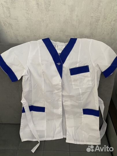 Медицинский костюм женский