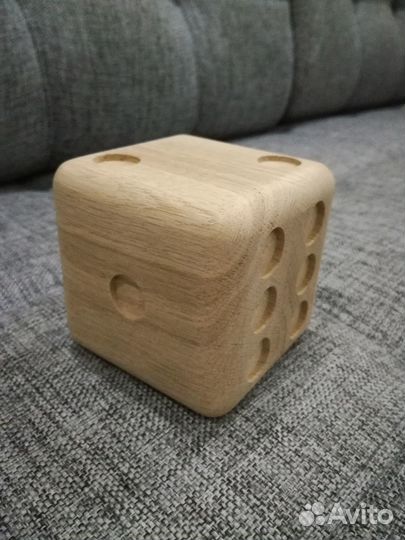 Игральный кубик,игральная кость