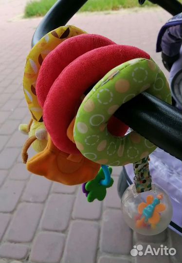 Игрушка Chicco для коляски