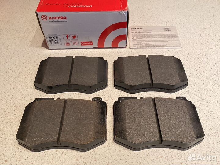 Колодки передние Mercedes Brembo P50120 оригинал