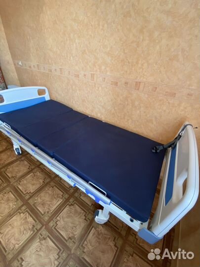 Кровать для лежачих больных