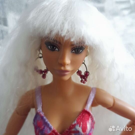 Барби Looks Лина 6 пар обуви парик серьги