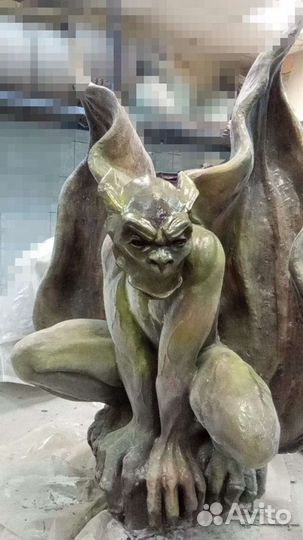 Горгулья скульптурная