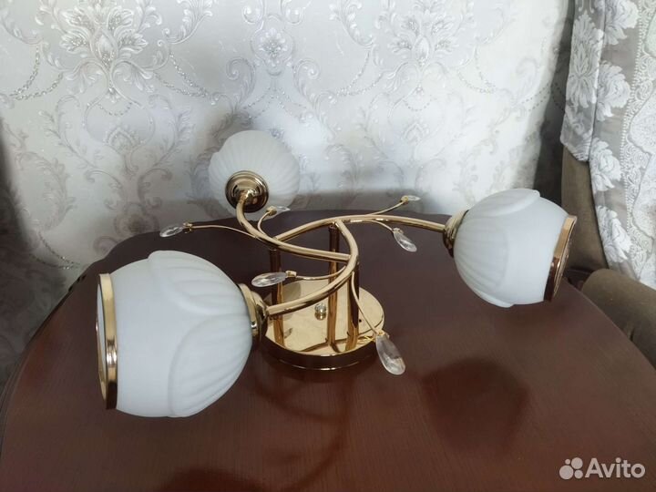 Люстра потолочная бу