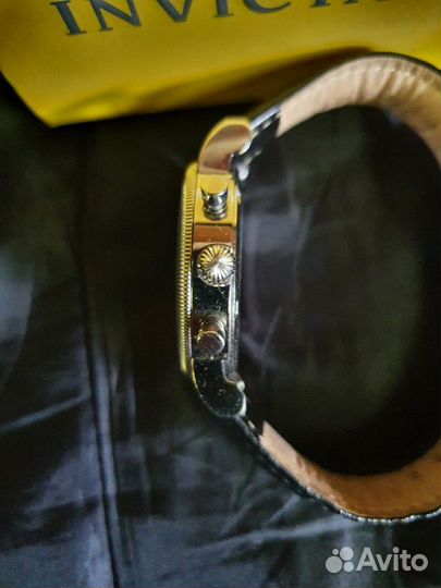 Часы Invicta