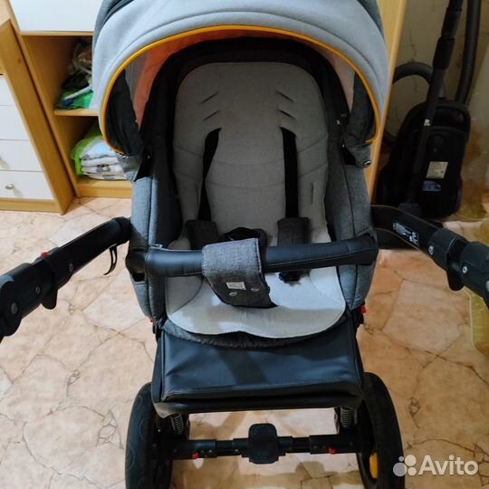 Коляска 2 в 1 adamex