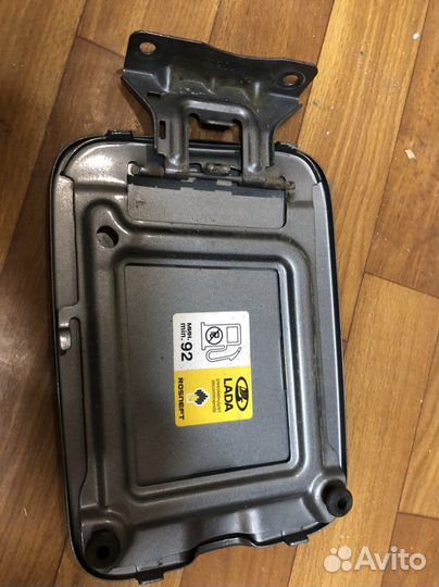 Лючек бензобака LADA vesta