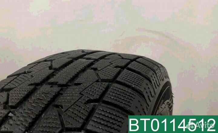 Toyo Observe Garit GIZ 215/60 R16 95Q