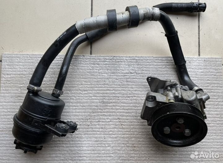 Насос гидроусилителя руля BMW E 65 E 66 N62B40