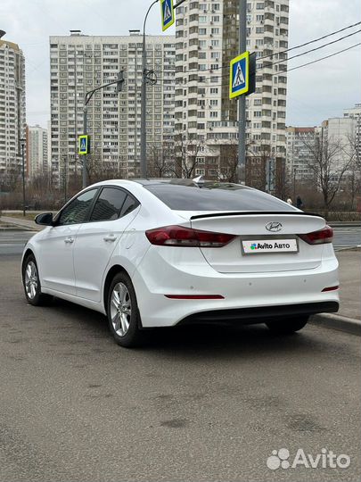 Hyundai Elantra 1.6 AT, 2018, 260 000 км