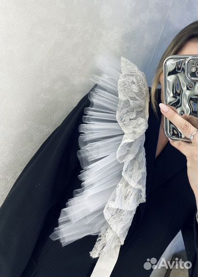 Волан баска рюша из кружева