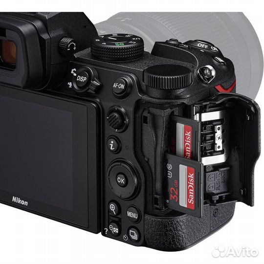 NEW Nikon Z5 Body