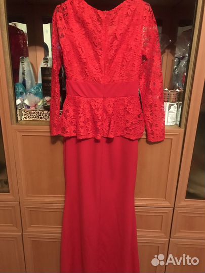 Вечернее платье в пол красное