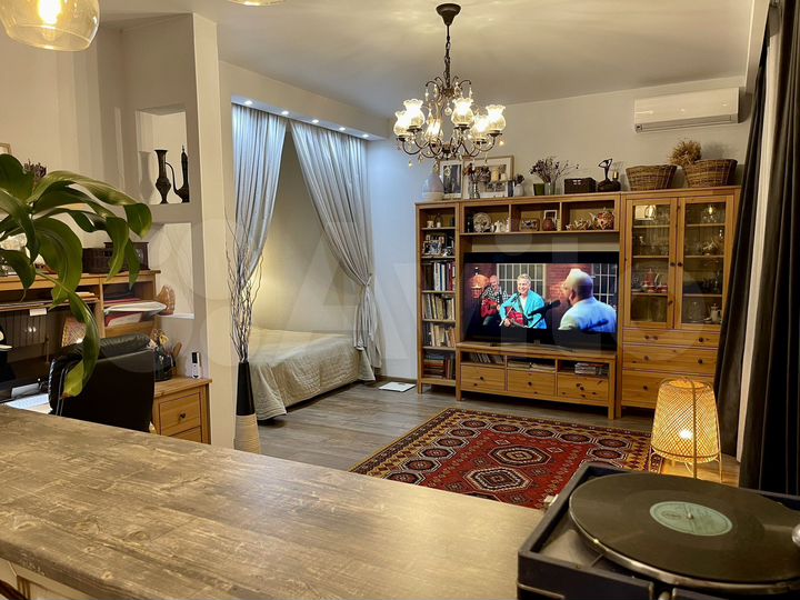 Квартира-студия, 52 м², 2/3 эт.