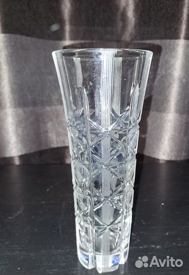 Хрустальная ваза