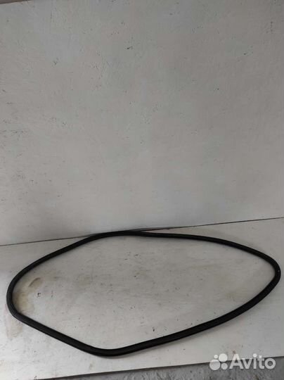 Уплотнитель двери передней левой Chevrolet Cruze