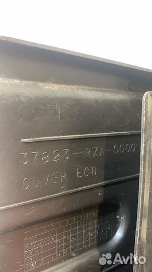 Корпус блока управления Honda Cr-V 3 RE5 R20A2