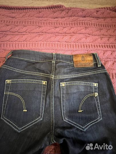 Джинсы женские