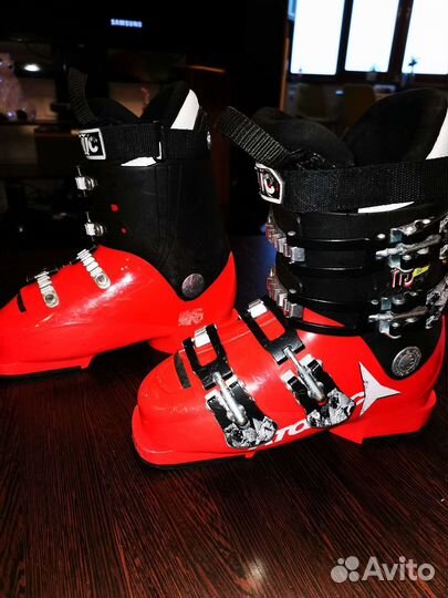 Горнолыжные ботинки 22