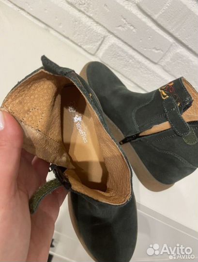 Ботинки для девочки