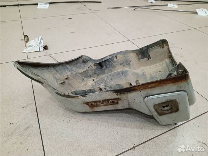 Накладка переднего бампера правая Mitsubishi Paje