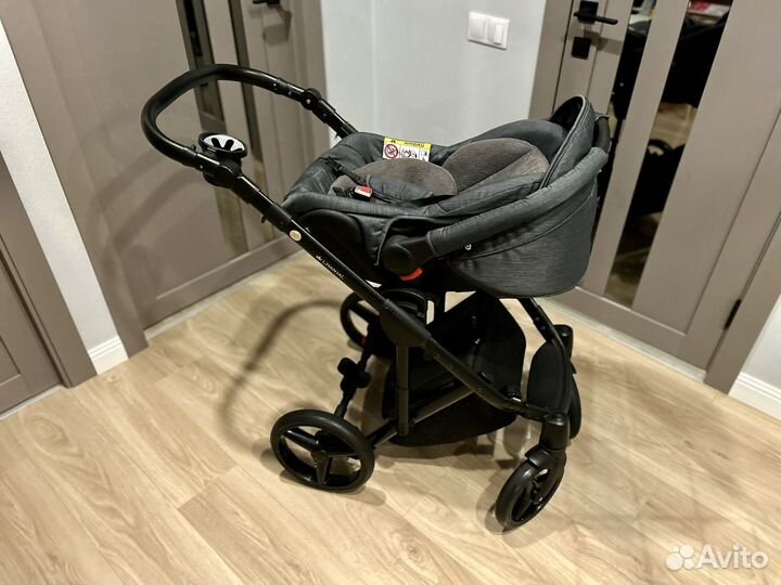 Коляска Adamex Chantal 3 в 1