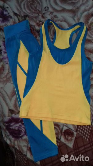 Костюм для фитнеса