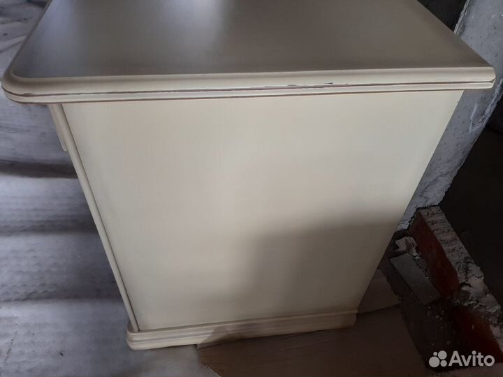 Письменный стол