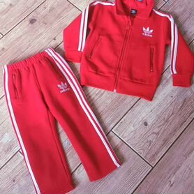 Спортивный костюм "adidas"