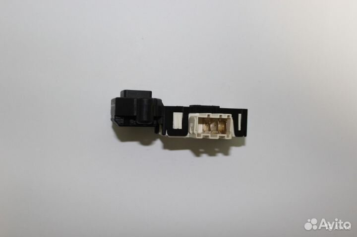 Блокировка люка DA069445 стиральной машины samsung