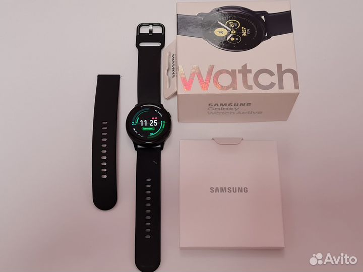 Умные часы Samsung Galaxy Watch Active