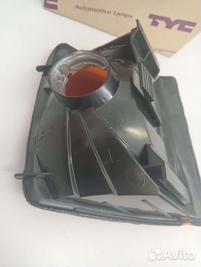 Указатель поворота левый passat B3 88- 183314012B