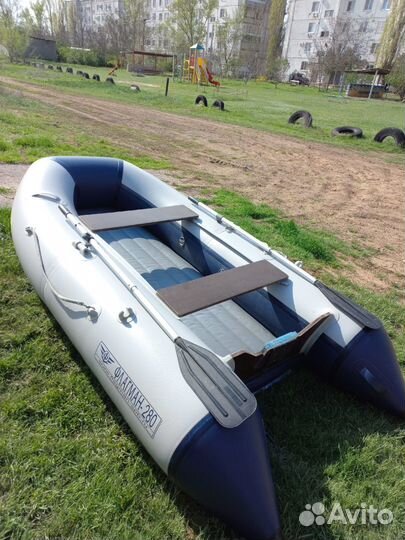 Лодка пвх Флагман 280 нднд надувная