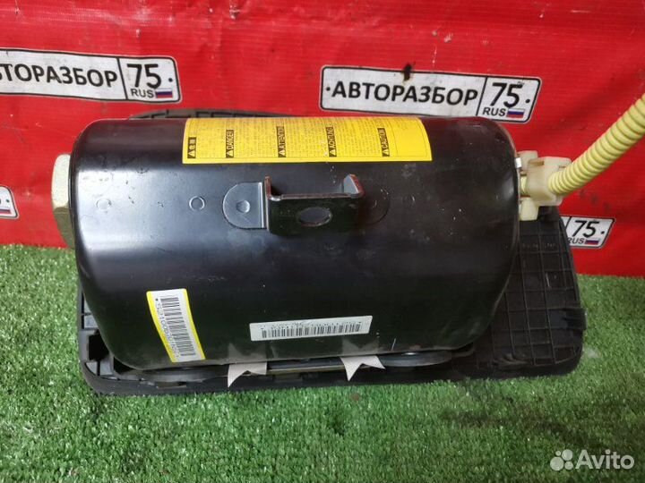 Airbag левый Toyota Kluger V ACU20W 2azfe 2001