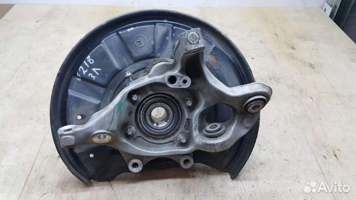 Кулак передний задний Mercedes W218 CLS cls218