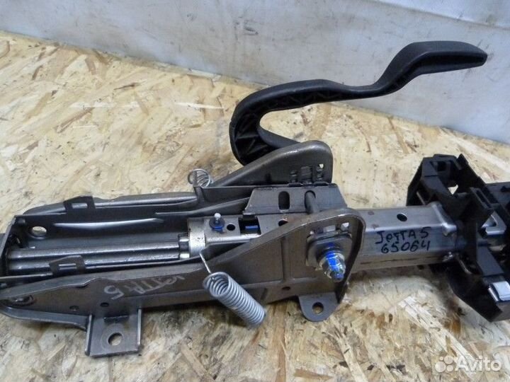 Колонка рулевая VW Jetta 2006-2011