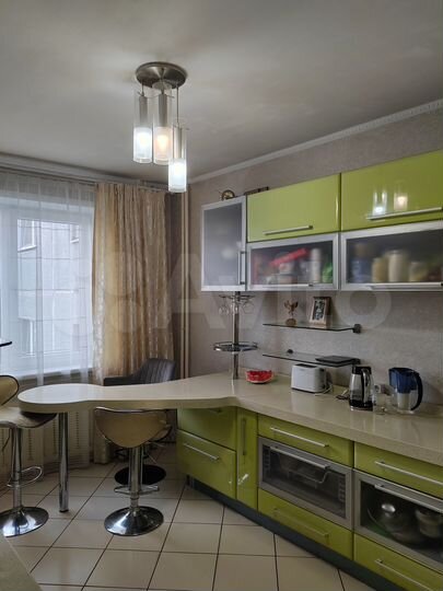 4-к. квартира, 80,5 м², 8/9 эт.